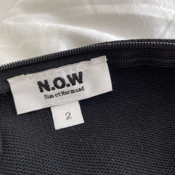 Black Turtle Neck Structured Top - Picture 4 of 4